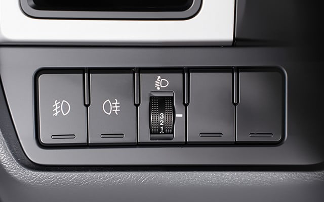 HLLD (Head Lamp Leveling Device) Control Switch